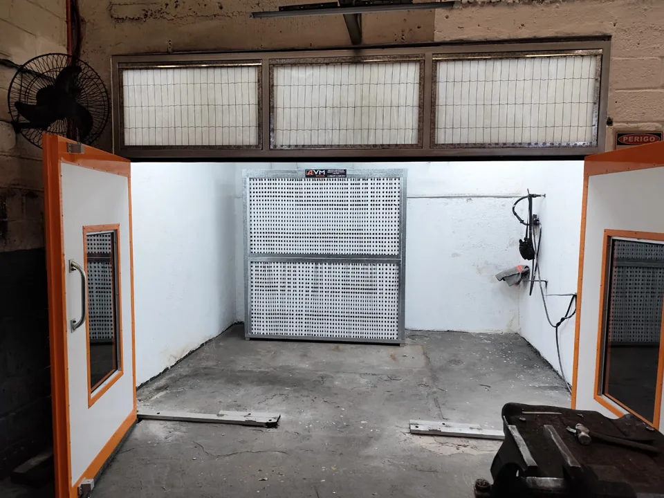 Cabine de pintura com gabinete de exaustão